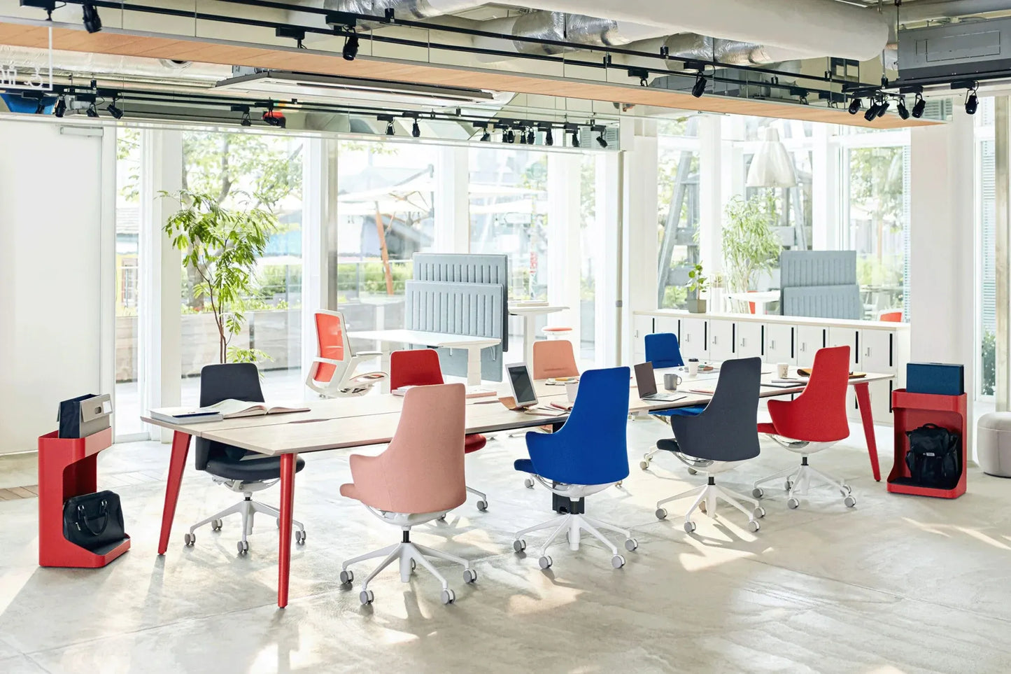 Tensione    ridefinisce i confini del supporto.