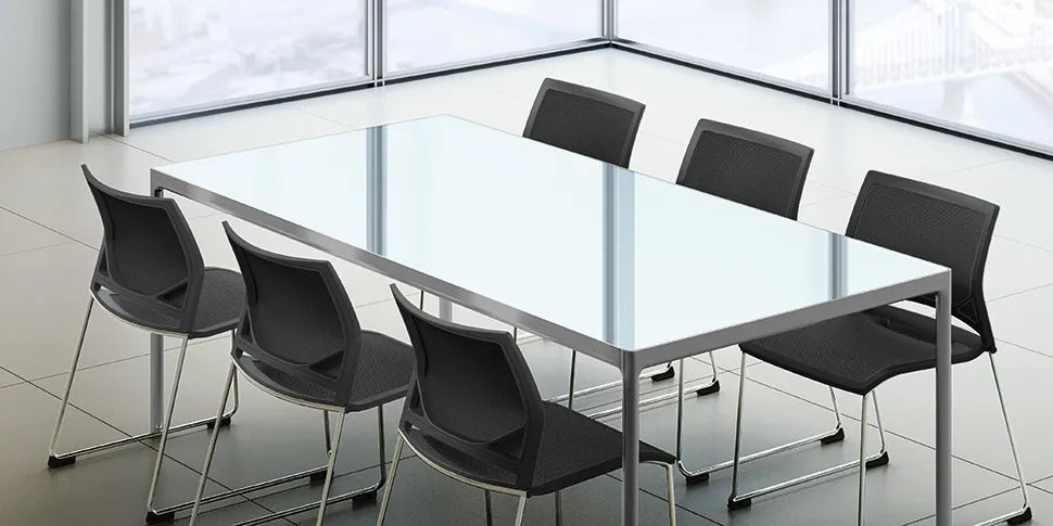 Ramo   Porta leggerezza e bellezza in ogni sala riunioni.