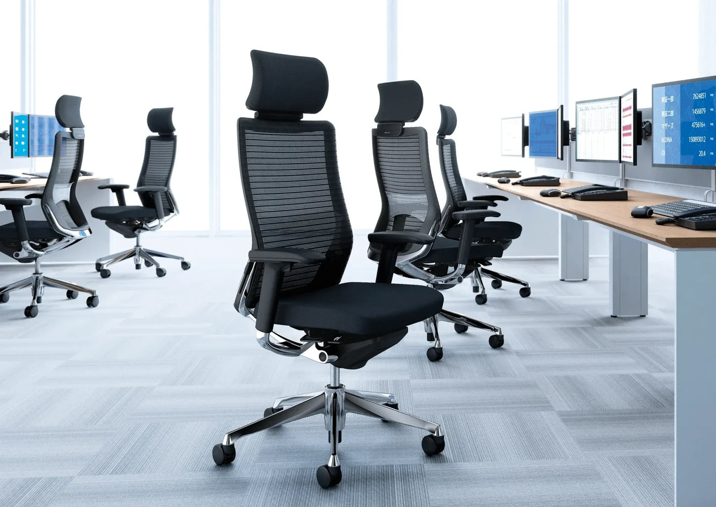 Sospeso   si sedette e fece un respiro profondo